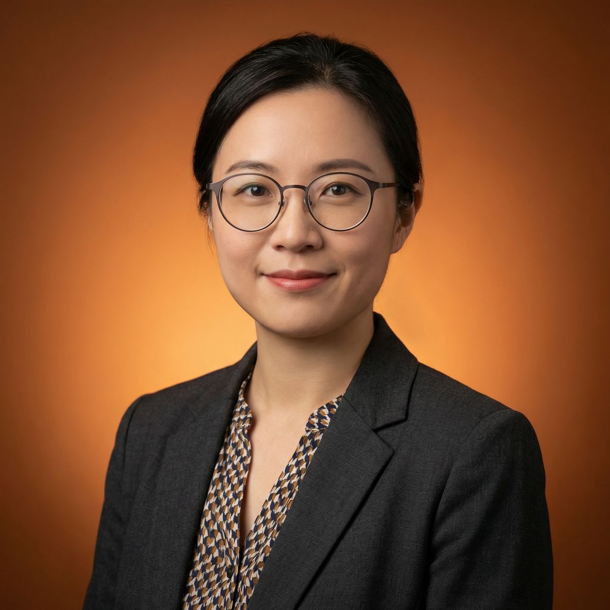 社区顾问周雅琴